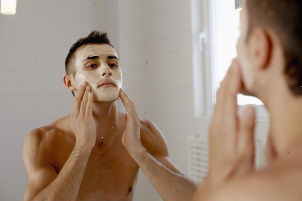 Hur man gör en bakpulver ansiktsbehandling. Skapa en enkel bakpulver ansiktet genom att blanda bakpulver med din dagliga ansiktsrengöring.