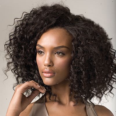 Hur utformar African American hår. Tvätta och skick håret med hjälp av högkvalitativa produkter formulerade för hårets struktur - Inte hudens färg.